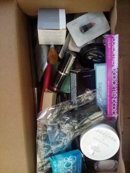 Photo of free Make up products (Shipley, BD18) #2
