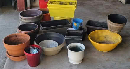 Photo of free Assorted flower pots (North side of Elmhurst) #2