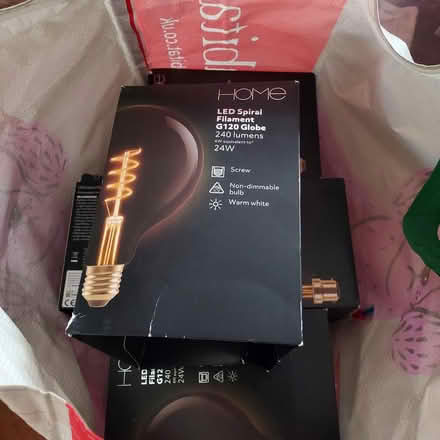 Photo of free Cool bayonet lightbulbs (Sydenham) #1