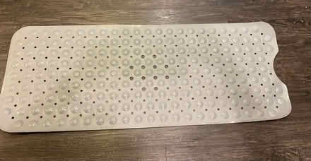 Photo of free Bath mat (Surrey Quays SE16) #1