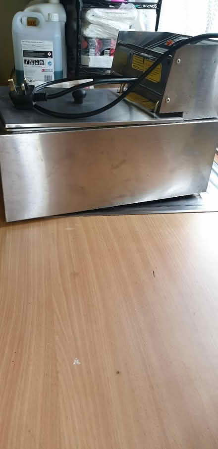 Photo of free Deep fryer oleo (Forest Gate E7) #3