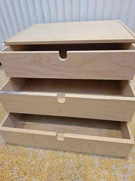 Photo of free Small set of drawers for tabletop (Wallington) #2