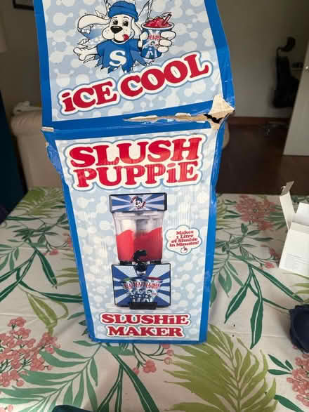 Photo of free Slush Puppie Slushie Maker (Weybridge) #1