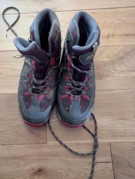 Photo of free Walking boots (Grange EH9) #4