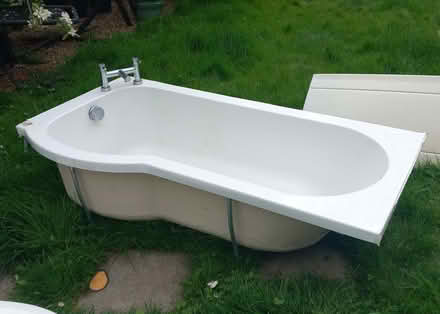 Photo of free Bath with panel & shower screen (Holmwood, S. Dorking) #1