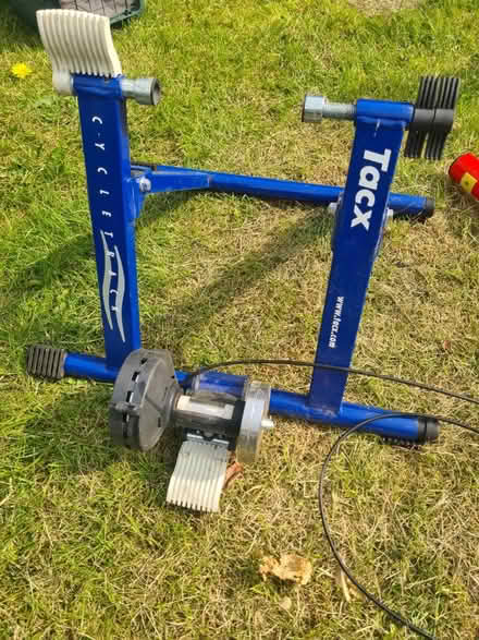 Photo of free Tacx cycle trainer (hop SE23) #1