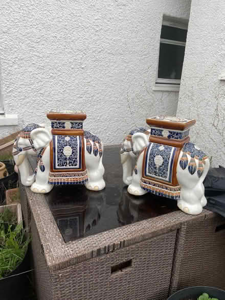 Photo of free Oriental plant holders (Eastwood G46) #1