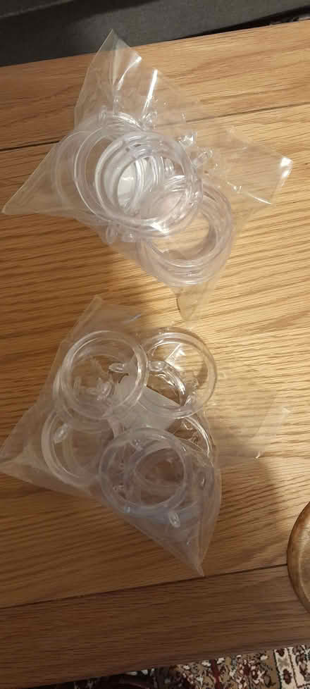 Photo of free Plastic curtain rings (CO11) #1