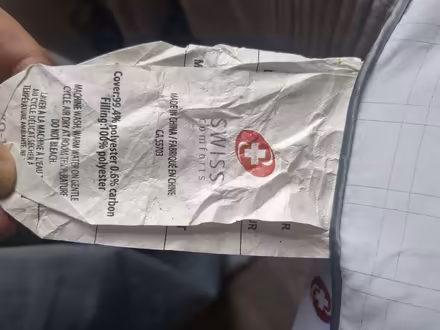 Photo of free Double comforter (West Kensington W14) #2