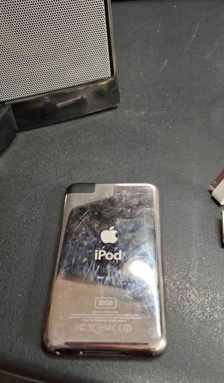 Photo of free 32gb I-pod (Bushey WD23) #4