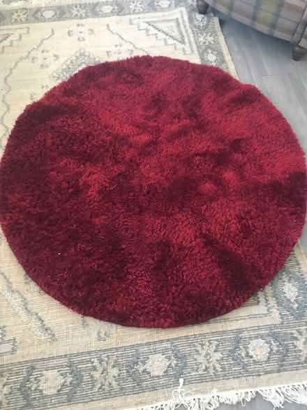 Photo of free Round rug (ME15 Maidstone) #1