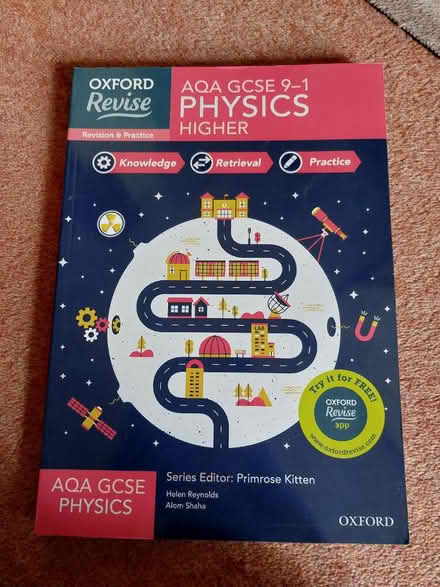 Photo of free Gcse aqa h physics revision book (Worcester Park KT4) #1