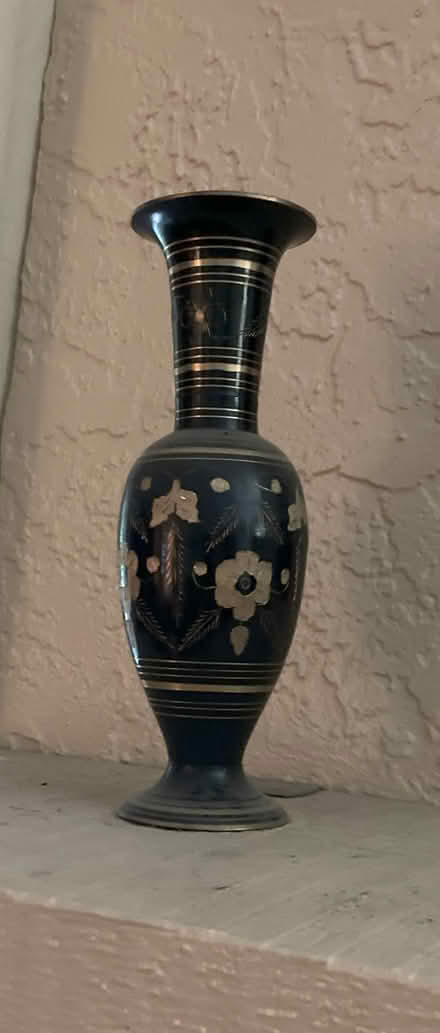 Photo of free Mirror and two wall decors (Town and Country) #3