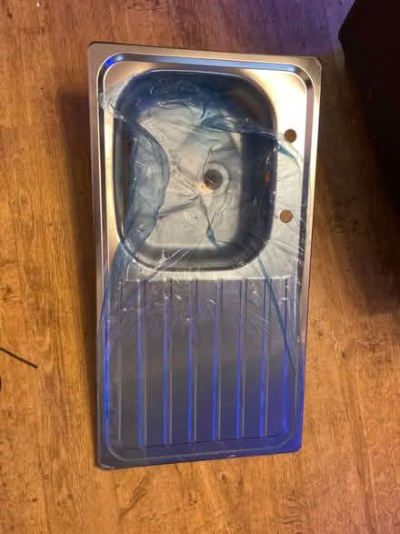 Photo of free Kitchen sink (WV13 Willenhall) #1