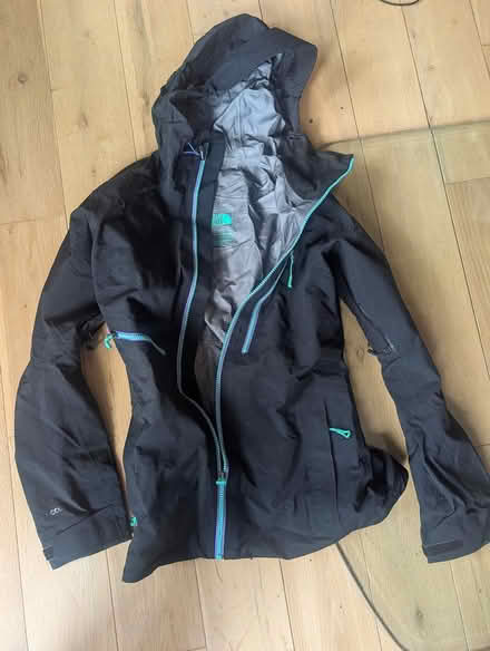 Photo of free gortex jacket - faulty zip (Grange EH9) #1