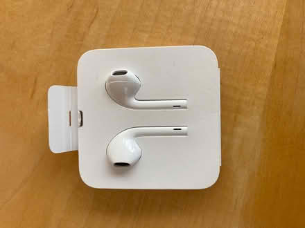 Photo of free Apple head phones (Donnybrook) #1