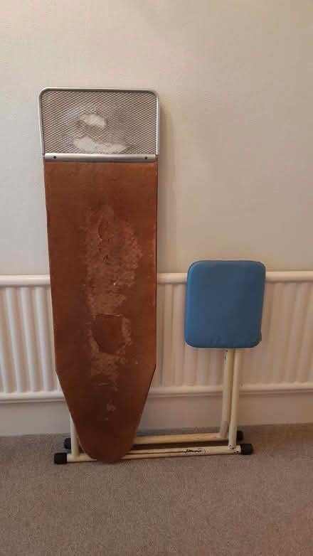 Photo of free Vintage "Sit At" Flding Ironing Board (Burn Naze FY5) #3