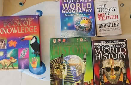 Photo of free Encyclopedias for kids (Wallington) #1