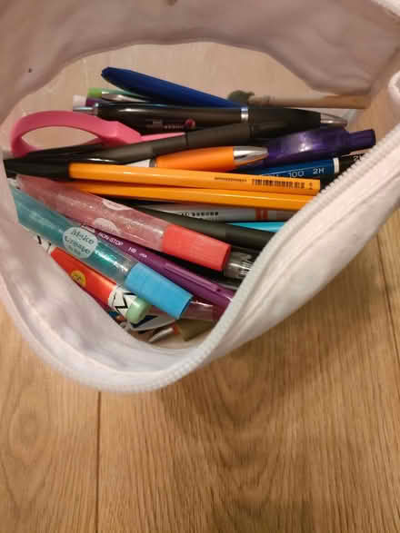 Photo of free Bag of pens, markers, glitter glue (Llanberis LL55) #2