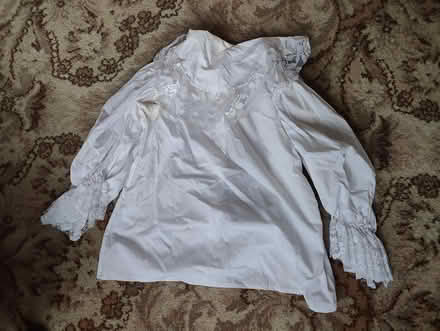Photo of free White Pantaloons and tops (Bedford) #4