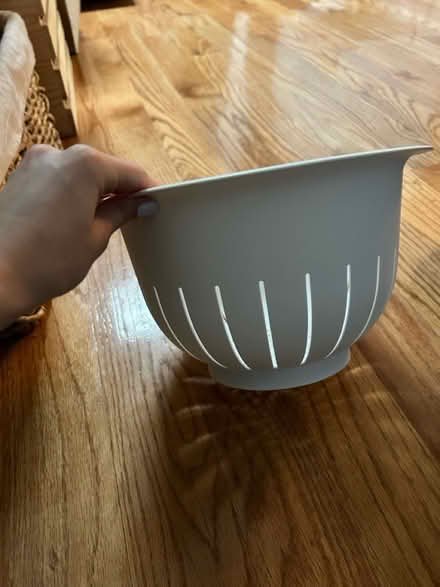 Photo of free Red Mixing Bowl & Colander (Chelsea) #4