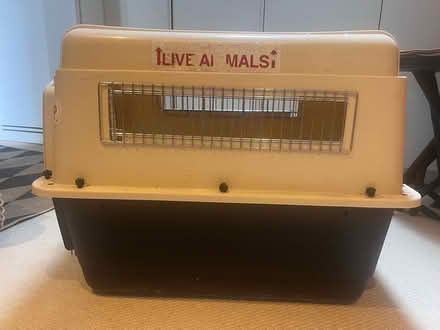 Photo of free Animal (medium dog) crate (Primrose Hill) #1