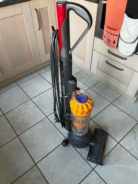 Photo of free Dyson light ball vacuum (West Wickham BR4) #1