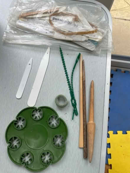 Photo of free Gardening bits (OX4 3) #3