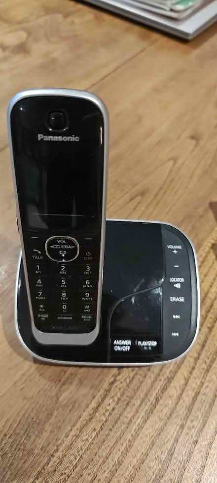 Photo of free Phone (working) (London road, bath) #1