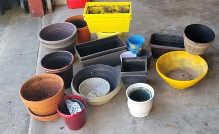 Photo of free Assorted flower pots (North side of Elmhurst) #1