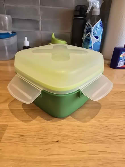 Photo of free IKEA tupperware lunchbox (EN5) #2