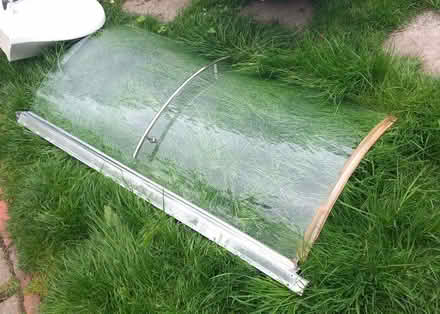 Photo of free Bath with panel & shower screen (Holmwood, S. Dorking) #2