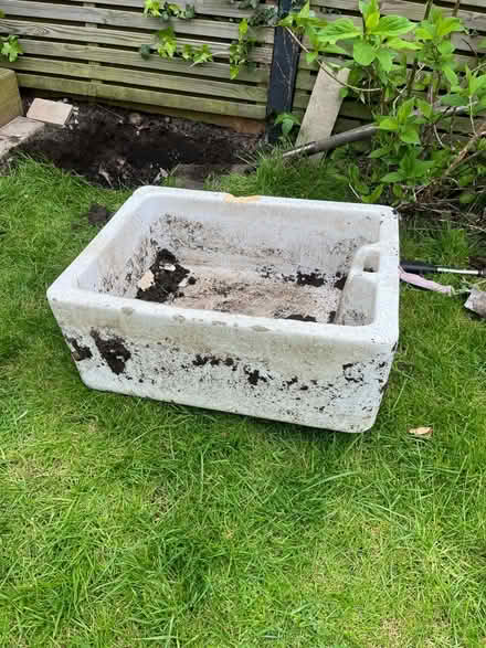 Photo of free Belfast sink (Strawberry Hill TW2) #1