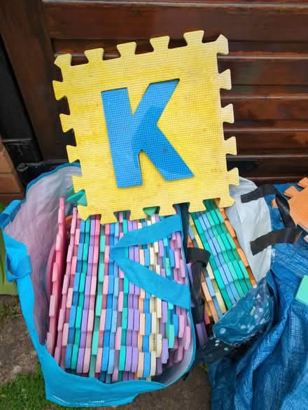Photo of free Old play mats (Worcester WR2) #1