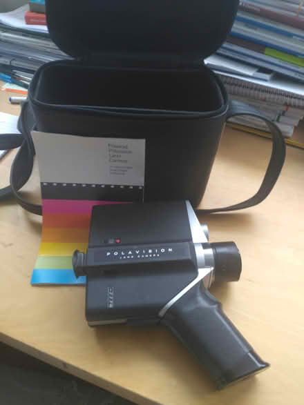 Photo of free Polaroid camera (Stroud (Stroud (central)) #1