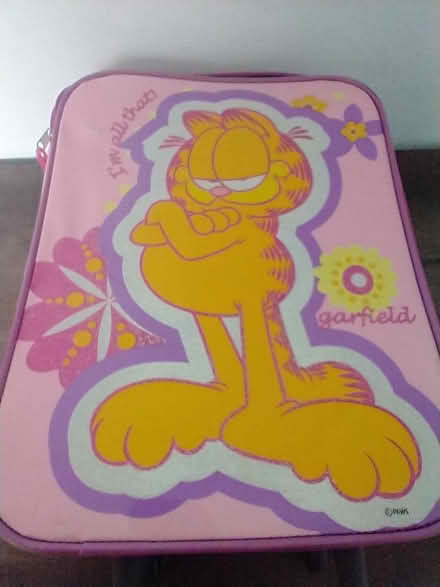 Photo of free suitcase for kids (near 6th line in Bradford) #1