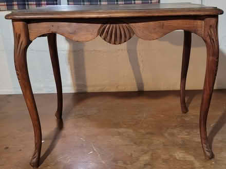 Photo of free wooden end table_seashell design (North side of Elmhurst) #1