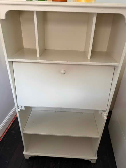 Photo of free Aspace bureau desk (CR3) #1