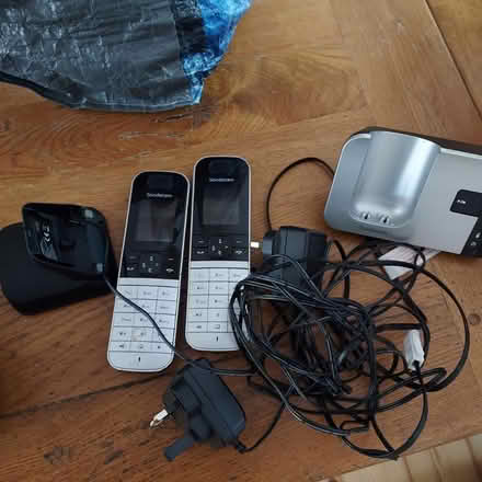 Photo of free Walk-around landlines phones (Sydenham) #1