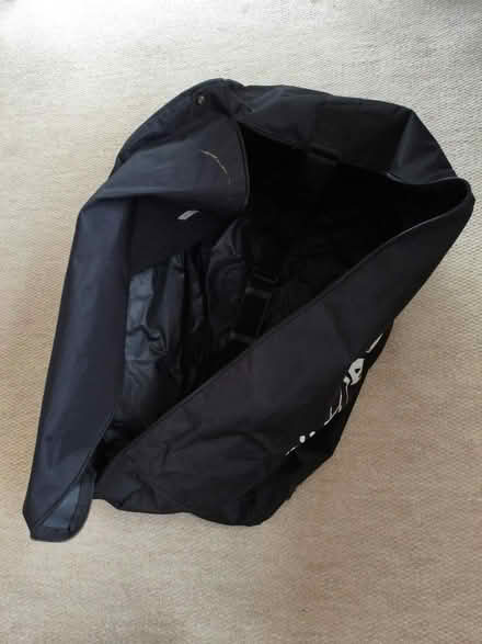 Photo of free Car child seat bag (Jerrymoor Hill Finch RG40) #2