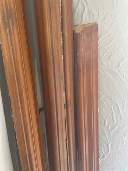 Photo of free Wooden rails (IG8) #2