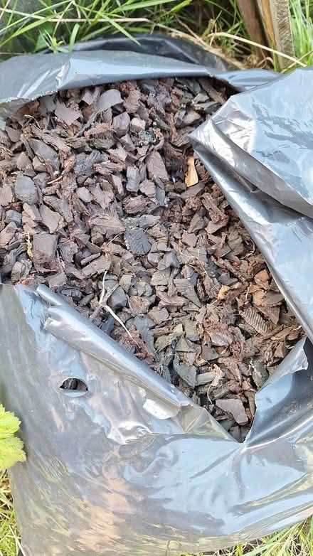 Photo of free Brown rubber mulch chippings (Chaddesden DE21) #1
