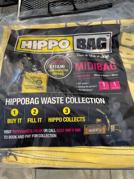 Photo of free Unused midi hippo bag (TW11 Fulwell) #1
