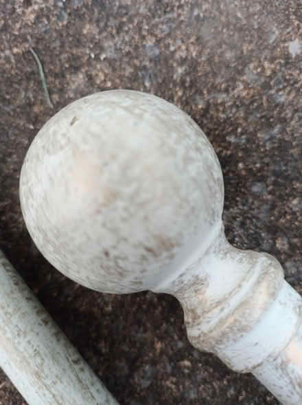 Photo of free 2 x 120cm urtain poles (RG4) #3