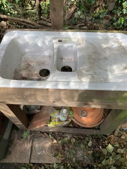 Photo of free Ceramic sink (BA2) #1