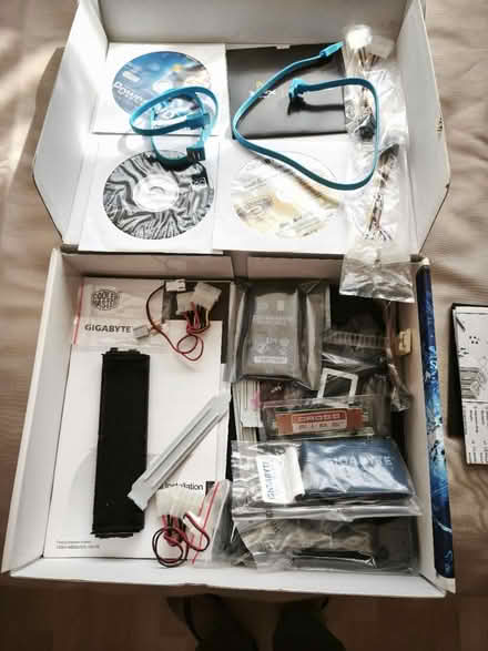 Photo of free Computer memory and other bits (Northolt UB5) #2