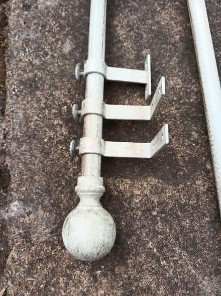 Photo of free 2 x 120cm urtain poles (RG4) #2