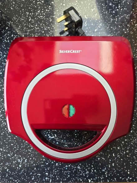 Photo of free Red Sandwich toaster (Harlow, CM19) #3