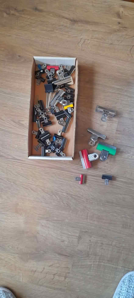 Photo of free Bulldog clips (Welling DA16) #1