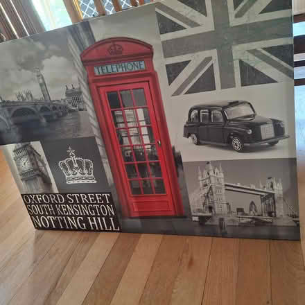 Photo of free Large London wall canvas (Hallam Fields, Ilkeston) #1